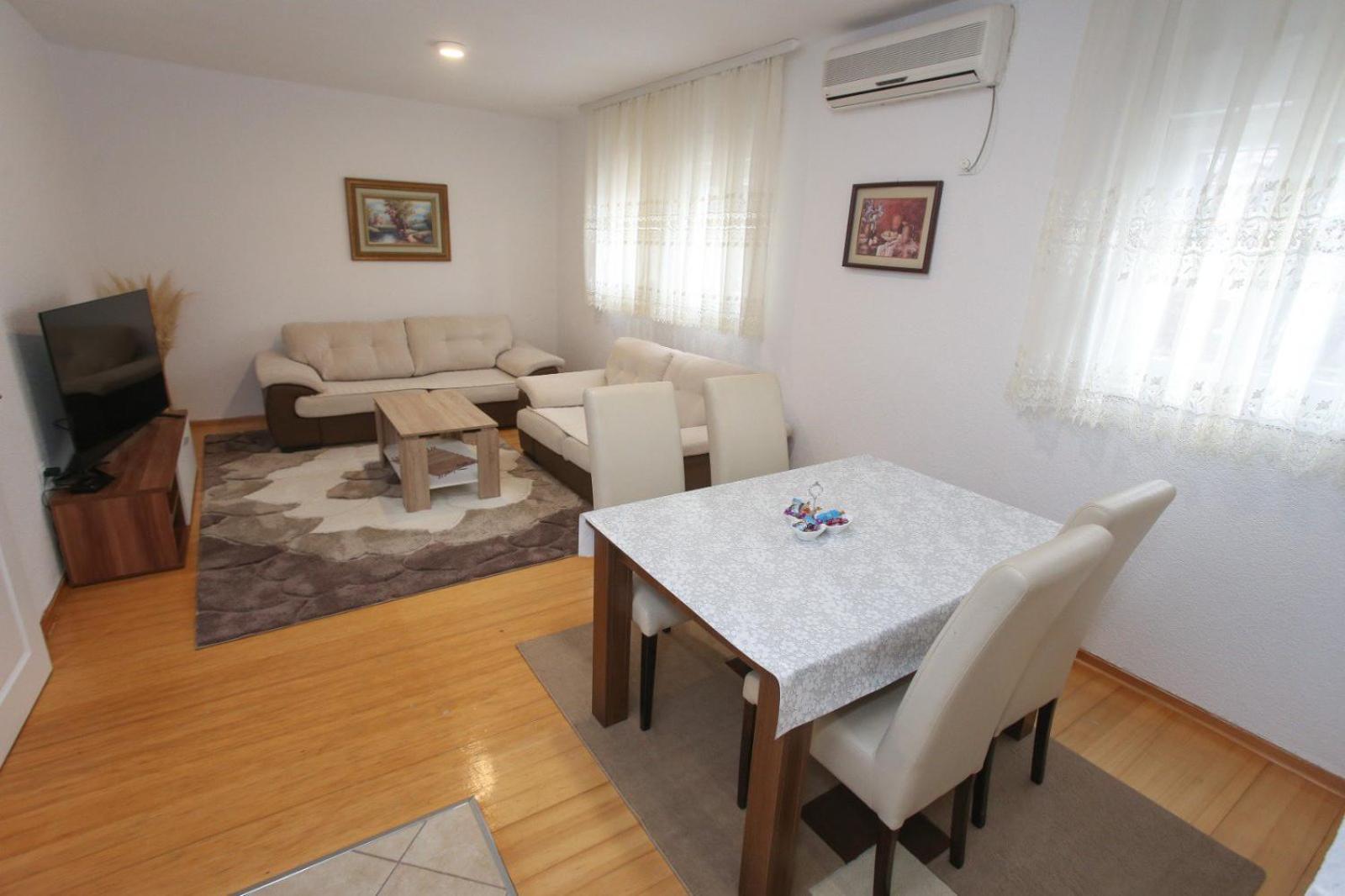 Apartments Daris Mostar Eksteriør billede